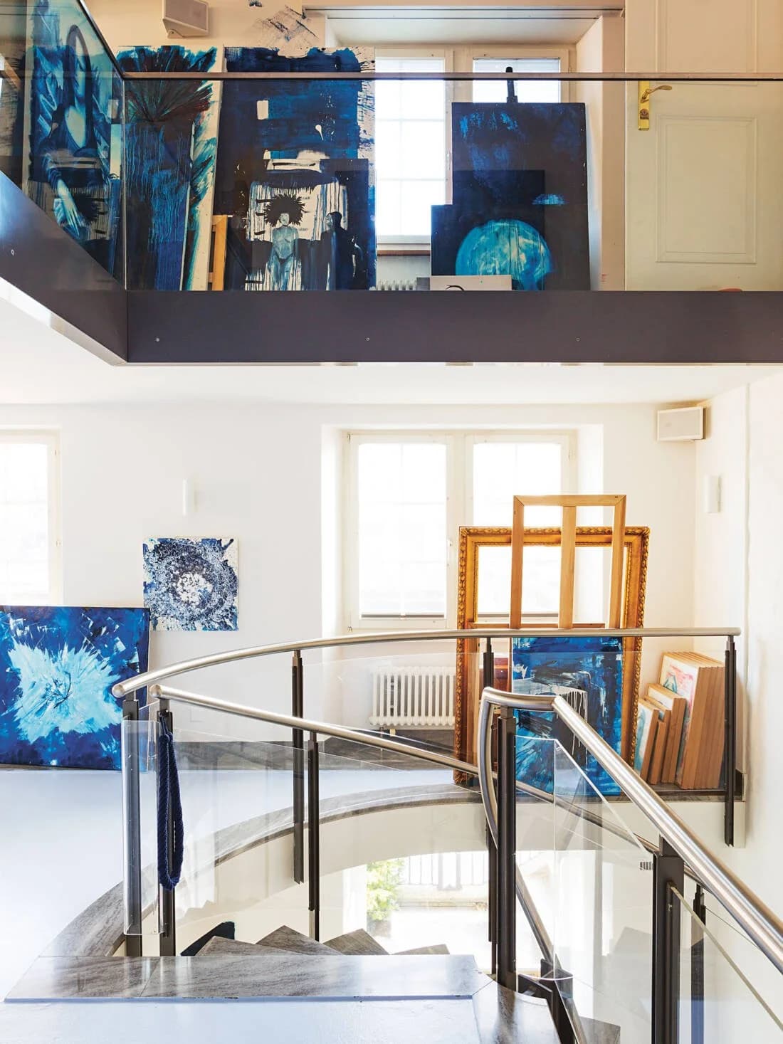 The medieval town studio